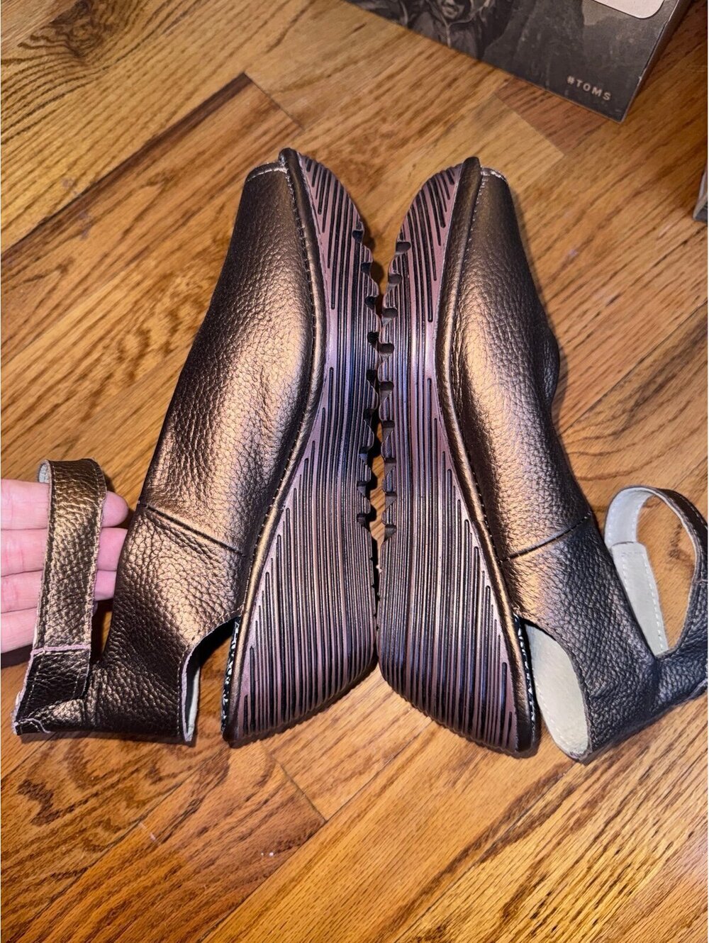 Bernie mev. Bronze wedges